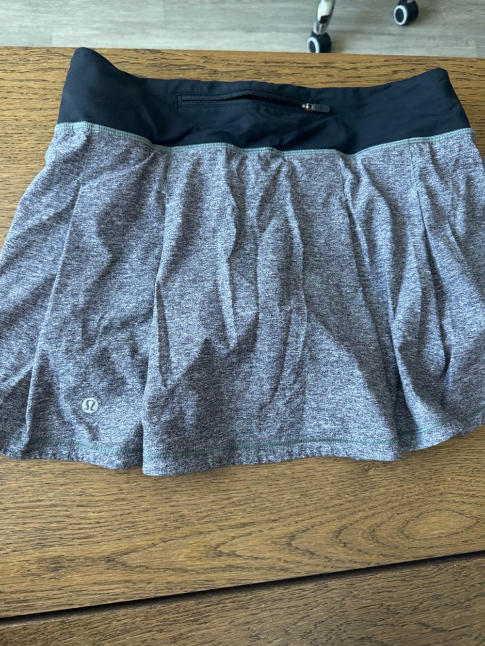 lululemon athletica Heather Gray Skater Skirt with Black Waistband - Picture 8 of 9